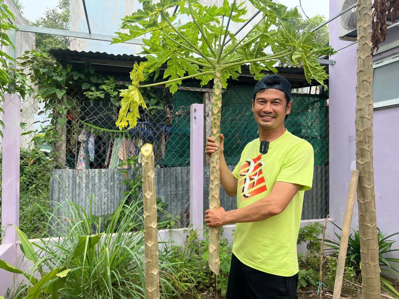 Sao nam cưới vợ kém 26 tuổi nay sắp làm bố ở tuổi ngoài 50 hôn nhân giản dị trong ngôi nhà cấp 4 - 10
