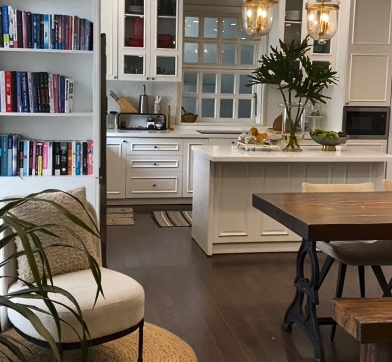 Tiểu thư miền tây xinh đẹp bỏ penthouse trung tâm về xây nhà vùng ven quê thật quê và phản ứng của chồng - 10