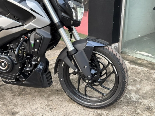 Tìm hiểu dominar 250 2025 vừa ra mắt bên ấn có giá bán còn rẻ hơn cả exciter 155 ở nước ta - 3