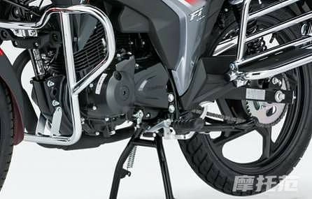 Tìm hiểu mẫu xe côn tay 150cc chạy được quãng đường gần 800 km chỉ với một bình xăng - 4