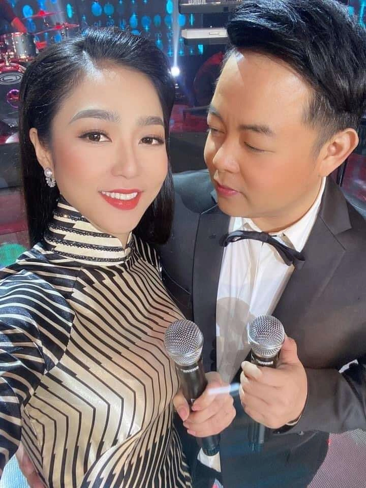 Tình trường của sao việt ở biệt thự 750 tỷ lấy vợ năm 22 tuổi cho bạn gái kém 13 tuổi tiền mua nhà - 8