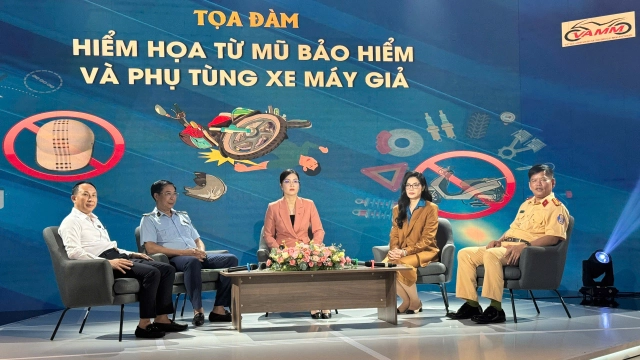 Toạ đàm hiểm họa từ mũ bảo hiểm và phụ tùng xe máy giả - tiếng chuông cảnh báo cho người tiêu dùng - 1