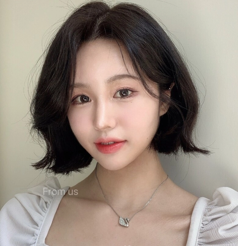 Tóc mỏng tới mức ép sát da đầu chị em đổi ngay sang 8 kiểu tóc giúp dày và bồng bềnh như mới gội đầu - 2