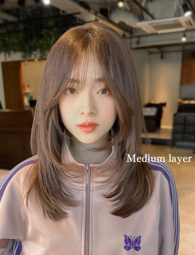 Tóc mỏng tới mức ép sát da đầu chị em đổi ngay sang 8 kiểu tóc giúp dày và bồng bềnh như mới gội đầu - 6