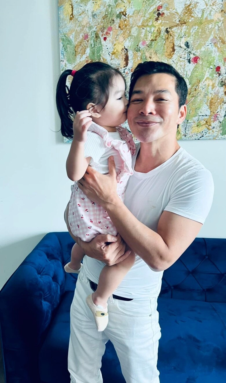 Trần bảo sơn chồng cũ trương ngọc ánh phong độ ngời ngời ở tuổi ngoài 50 flex cơ ngơi hoành tráng khiến dân tình trầm trồ - 15