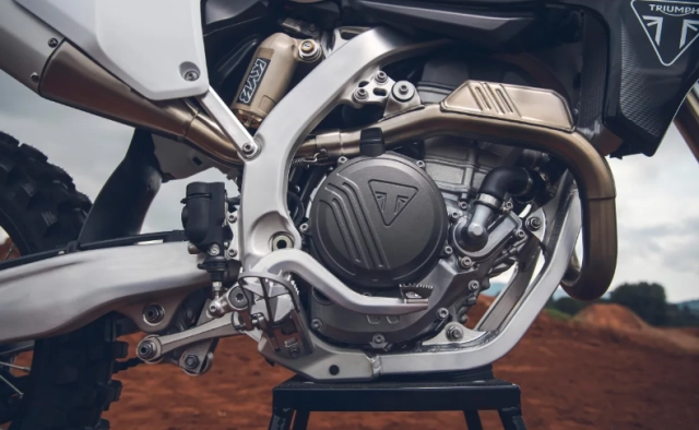Triumph tf 250-x 2026 mạnh mẽ hơn thông minh hơn và sẵn sàng bùng nổ đường đua - 11