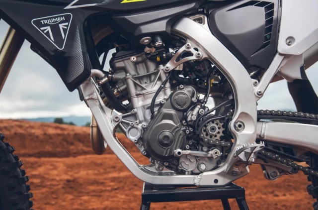Triumph tf 250-x 2026 mạnh mẽ hơn thông minh hơn và sẵn sàng bùng nổ đường đua - 14