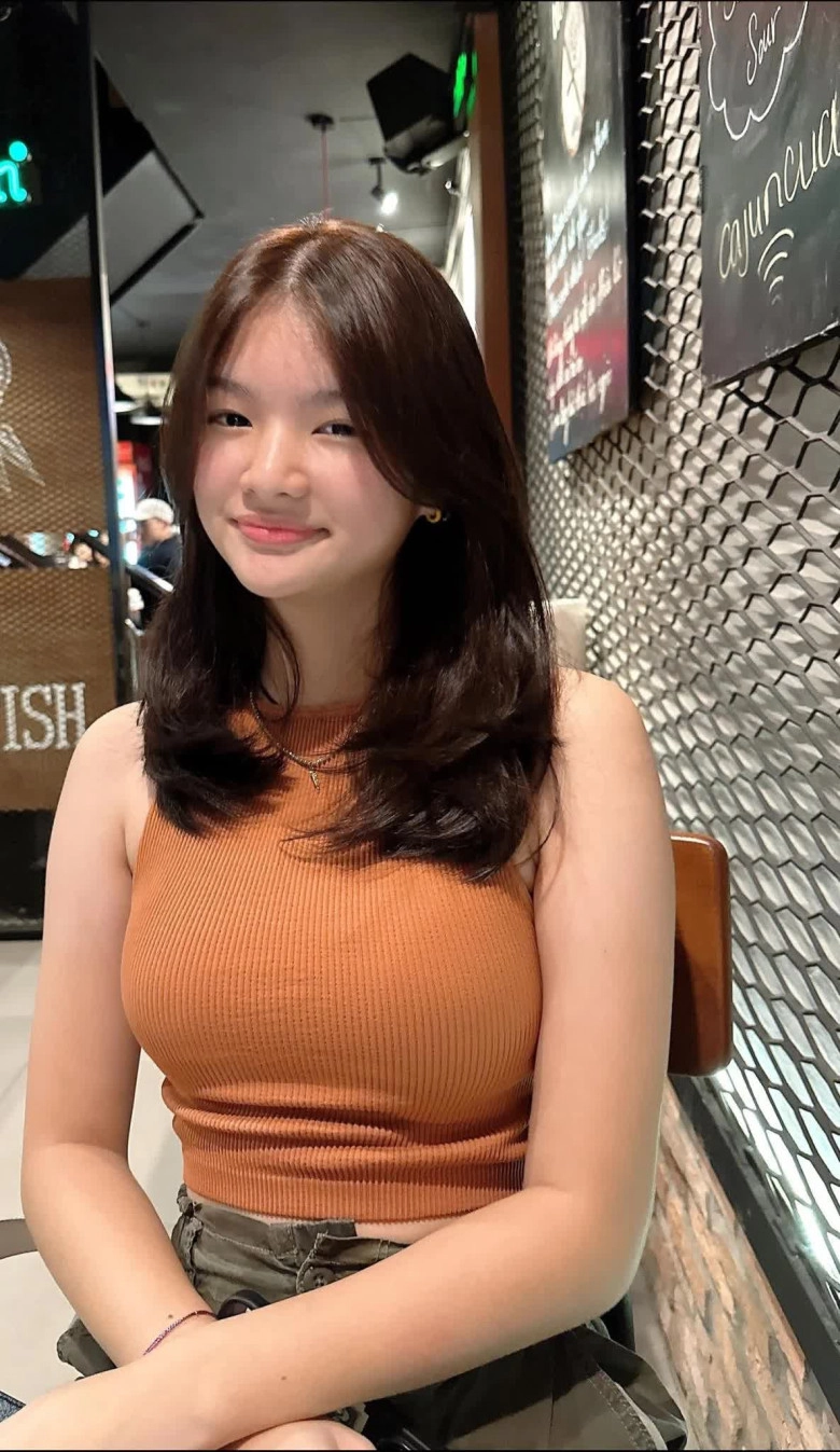 Trương ngọc ánh lên tiếng vì ái nữ bị soi ngoại hình tự hào khi con gái sớm hòa nhập khi đi du học - 11