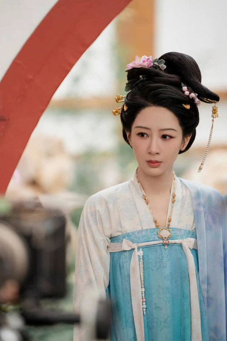 Từng bị chê có tài nhưng kém sắc mỹ nhân hoa ngữ lên đời nhờ phương pháp mà chỉnh mặt mà chị em việt rất yêu thích - 4
