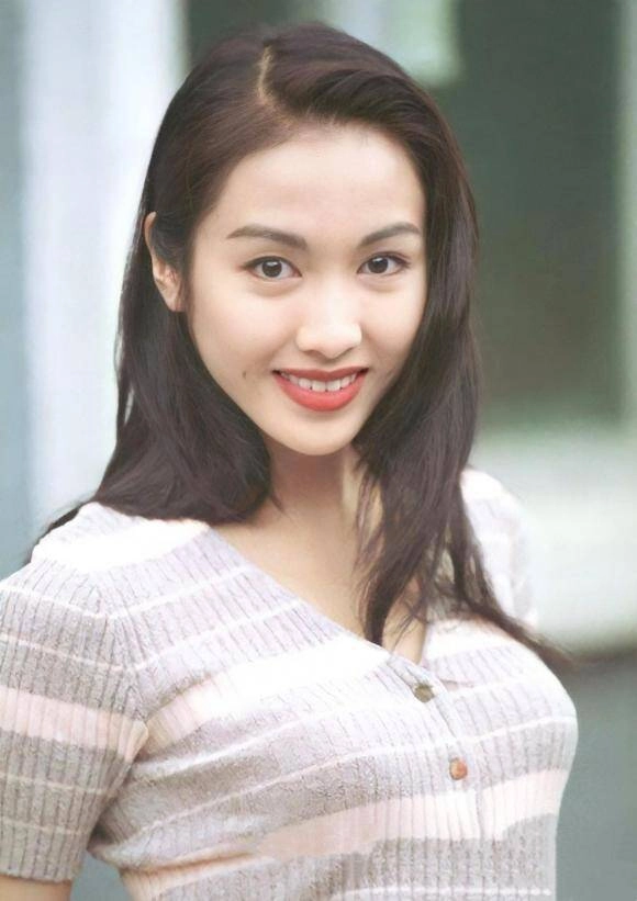 Từng bị chê thẩm mỹ cứng đơ nhan sắc đệ nhất mỹ nhân tvb một thời có màn lội ngược dòng gây tranh cãi - 5