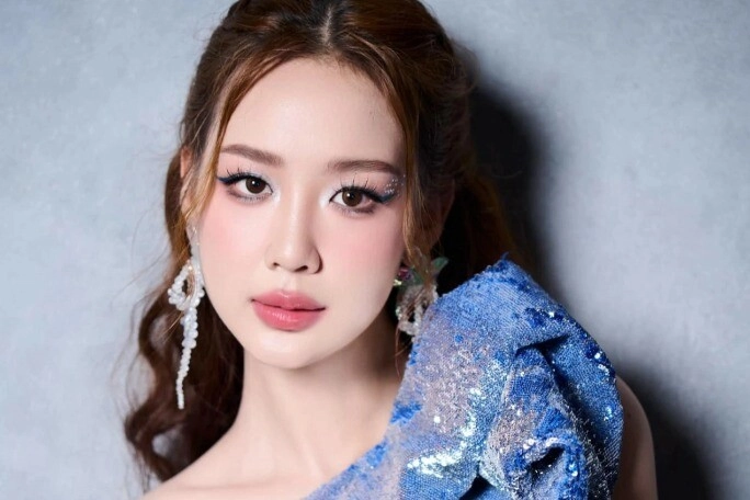 Từng có một hoa hậu bị ung thư là người đầu tiên đăng quang cuộc thi hoa hậu phụ nữ việt nam qua ảnh hiện tại ra sao - 3