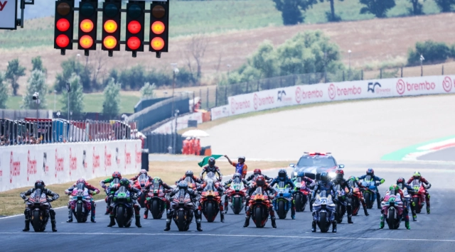 Valentino rossi sẽ thích những gì liberty media có thể làm khi họ tiếp quản motogp - 3