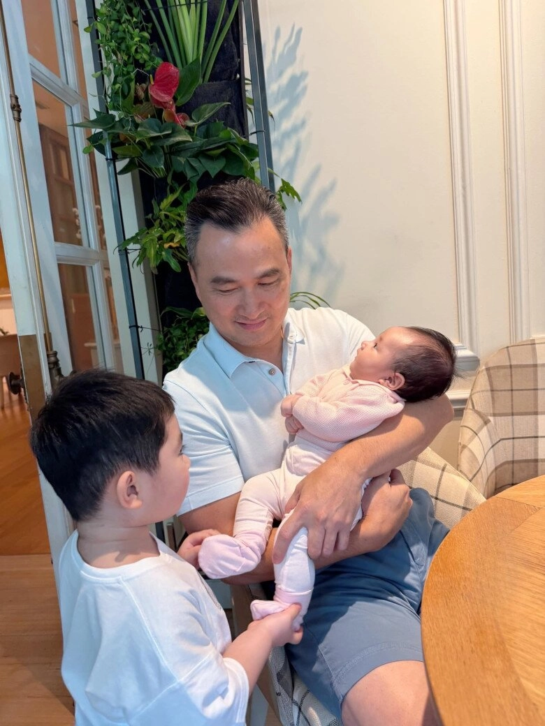 Vẻ bụ bẫm của ái nữ nhà chi bảo 5 tháng tuổi rõ nét thanh tú khoe nụ cười chưa mọc răng cực đốn tim - 13