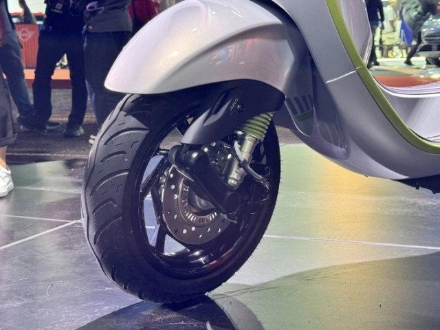 Vespa sprint tech 2025 ra mắt ở nước bạn - giá ngang ngửa nhưng trang bị ngon hơn xe ở nước ta - 4