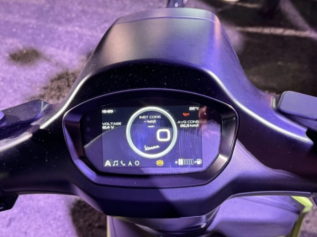 Vespa sprint tech 2025 ra mắt ở nước bạn - giá ngang ngửa nhưng trang bị ngon hơn xe ở nước ta - 5