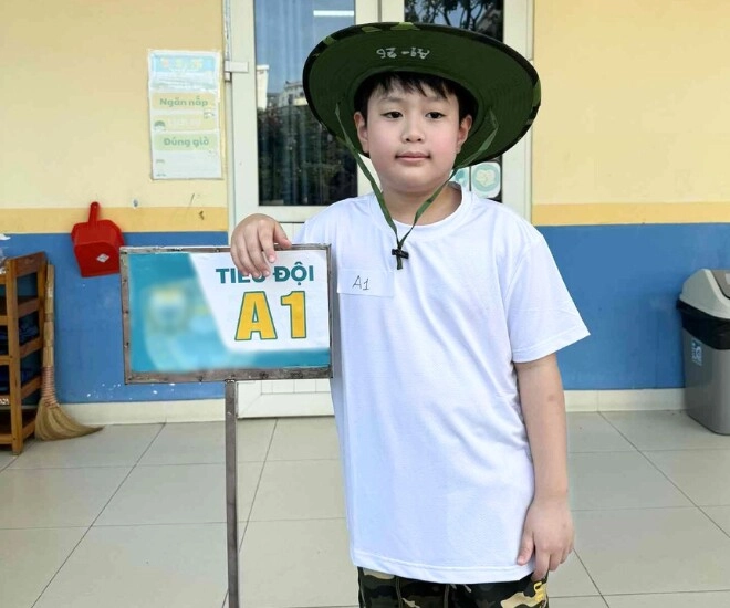 Vợ cũ nsưt việt anh đưa con trai nghịch ngợm vào khóa huấn luyện riêng quý tử khóc sướt mướt vì xa mẹ 14 ngày - 1