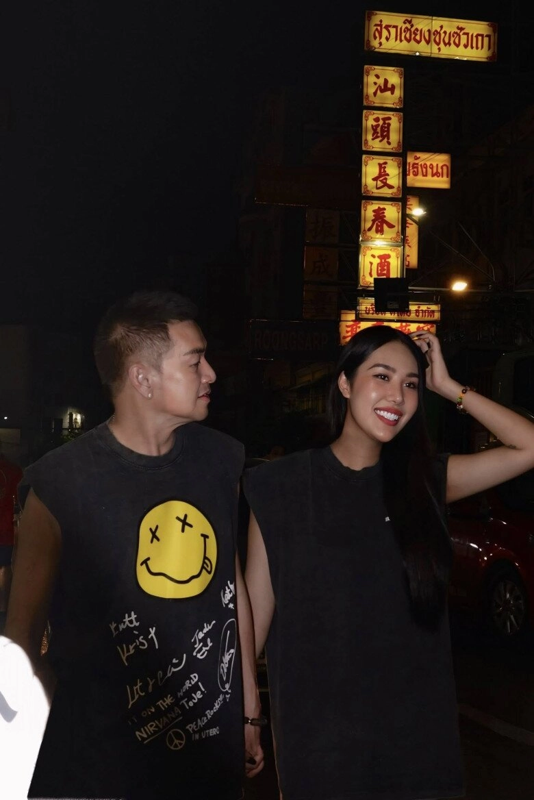 Vợ kém tuổi của quang minh khoe cảnh được chồng đưa đi ngắm pháo hoa dịp lễ nhan sắc sau sinh được khen ngợi - 7