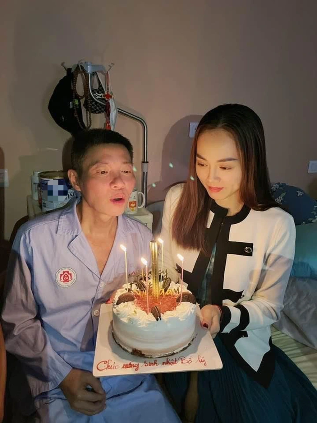 Vợ nsnd công lý chấp nhận làm việc dù biết bị ép giá một cách nhẫn tâm vì cần tiền trị bệnh cho chồng - 3