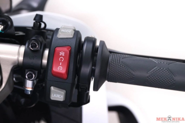 Voge rr500s cuộc chơi mới của xe trung quốc đã sẵn sàng thách thức - 5