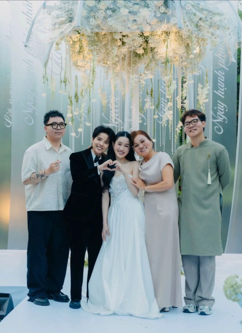 Vũ cát tường thông báo bố ruột qua đời sau lễ thành đôi ba của con đau đớn nhiều rồi từ giờ ba ngủ thật ngon - 5