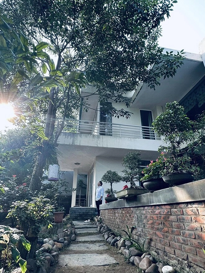 vua nhạc đỏ vừa bị đồng nghiệp khui mỗi mùa lễ hội mua 1 căn nhà tự nhận sợ vợ vì cắt cơm - 12