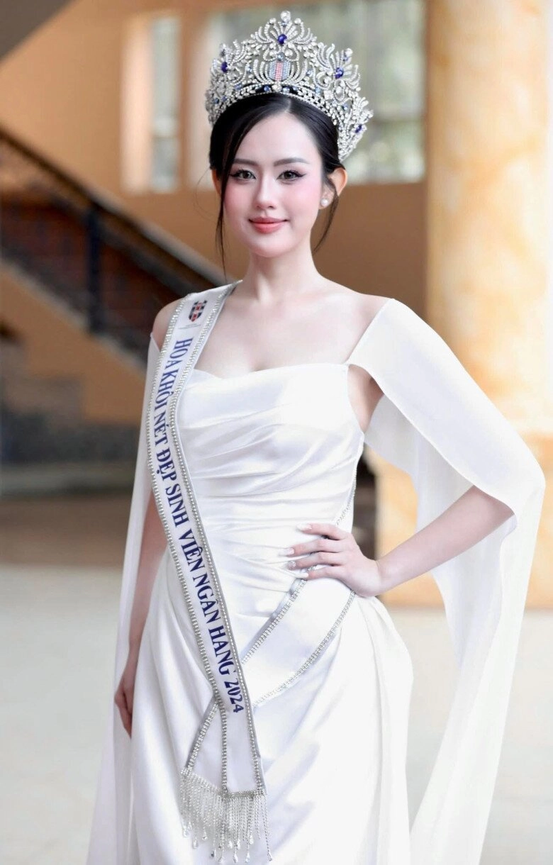 Xuất hiện bản sao của mai phương thuý chuẩn bị ghi danh hoa hậu việt nam nhan sắc cỡ nào mà cđm xốn xang - 2
