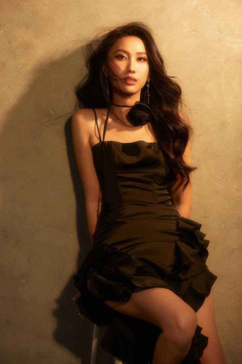 Xuất hiện bản sao thần tiên tỉ tỉ đặng thu thảo cao 1m75 thi miss grand vietnam 2025 - 5