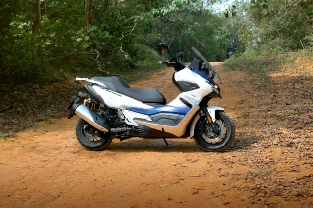 Xuất hiện đối thủ mới của honda adv350 vừa ra mắt ở malay với giá bán chỉ 128 triệu đồng - 11