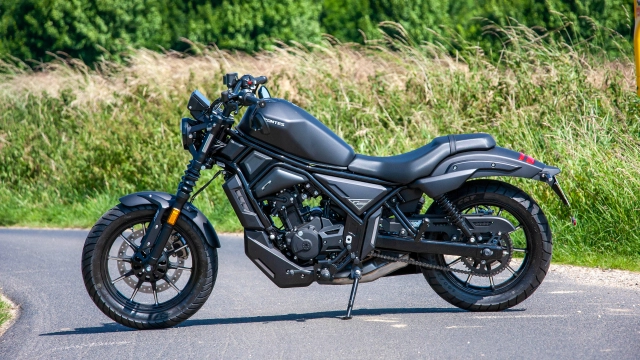 Zontes 125 c2 làn gió cruiser mới cho anh em đam mê phong cách cổ điển - 9