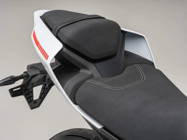 Zxmoto 500 rr làn gió mới trong phân khúc sportbike 4 xy-lanh tầm trung - 7