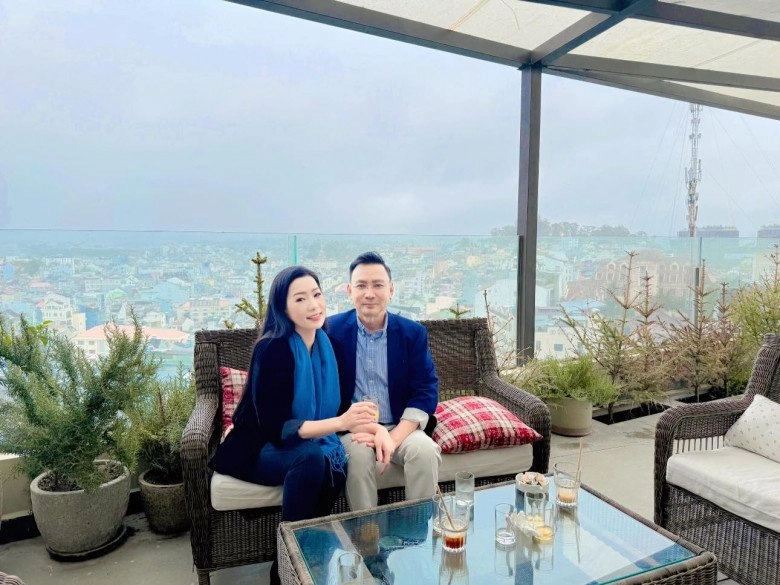 2 á hậu tên kim chi của vbiz người vướng ồn ào là búp bê mới của shark bình người u60 như gái đôi mươi - 15