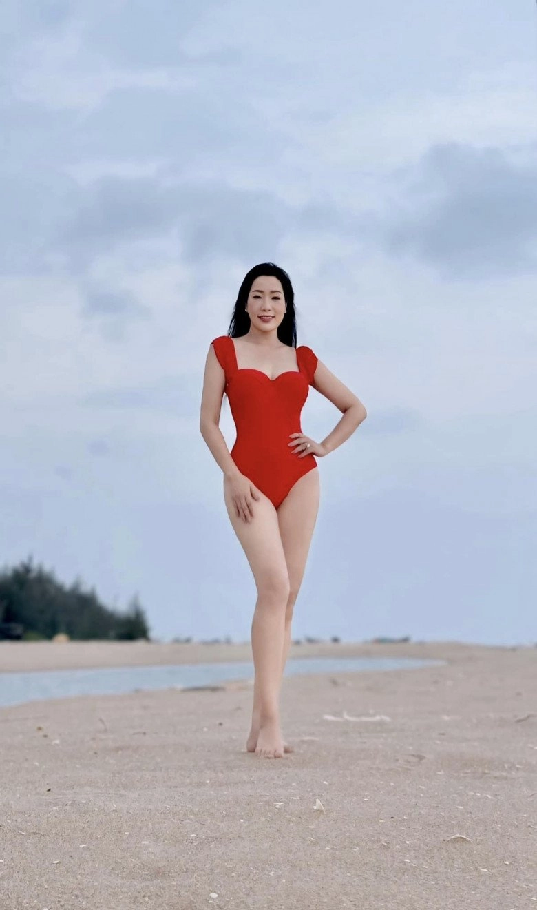 2 á hậu tên kim chi của vbiz người vướng ồn ào là búp bê mới của shark bình người u60 như gái đôi mươi - 20