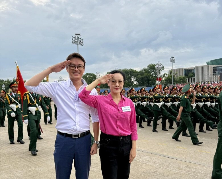 2 btv kỳ cựu của vtv đọc thuyết minh lễ diễu binh hoài anh xuất thân nhà lính hữu bằng đời tư kín bưng - 4