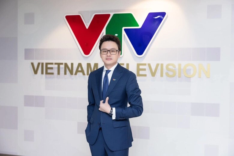 2 btv kỳ cựu của vtv đọc thuyết minh lễ diễu binh hoài anh xuất thân nhà lính hữu bằng đời tư kín bưng - 10