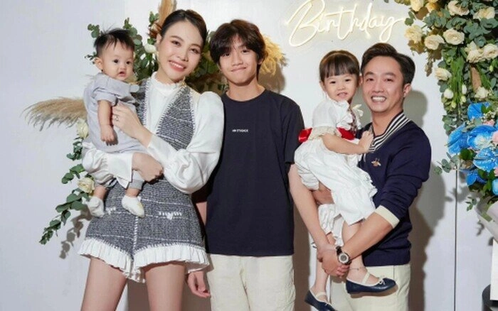 2 con đàm thu trang có tính cách trái ngược sutin dễ tính nhất nhà khác hẳn chị gái được ra đường là vui cả ngày - 10
