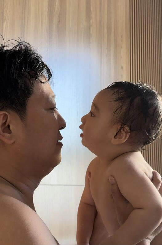 2 con đáng yêu của trường giang ái nữ xinh như lai tây quý tử mắt to long lanh giống hệt mẹ - 10