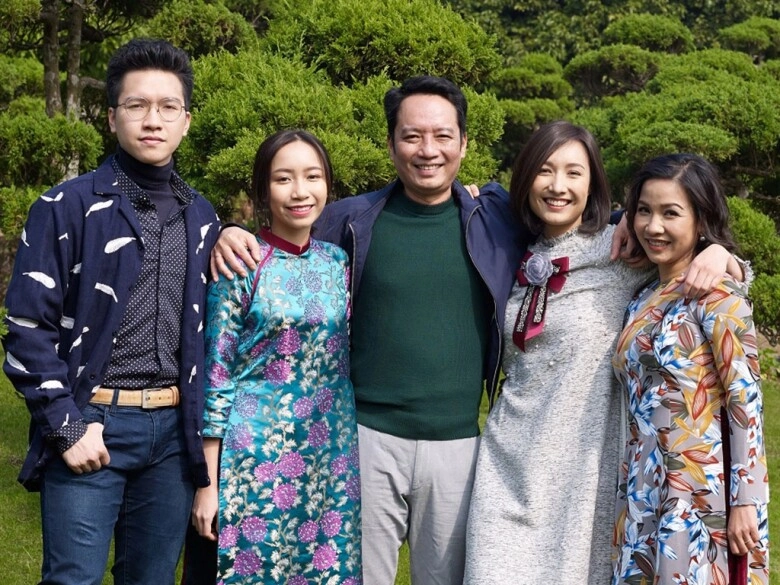 2 đỗ mỹ linh của showbiz việt người làm dâu hào môn sống kín kẽ người nuôi con riêng của chồng thành tài - 13