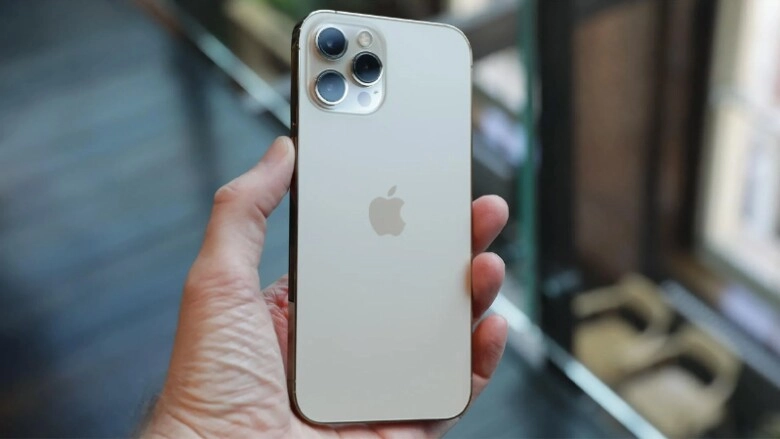 2 mẫu iphone cũ giảm giá sốc chỉ hơn 10 triệu camera xịn chẳng kém iphone 16 sở hữu màn hình nét căng - 6