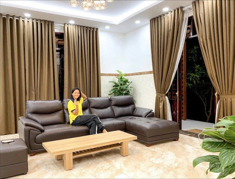 2 nàng hậu giàu có chọn yêu nhiếp ảnh gia khánh vân có thêm cậu con trai hhen niê hẹn hò kín tiếng - 8