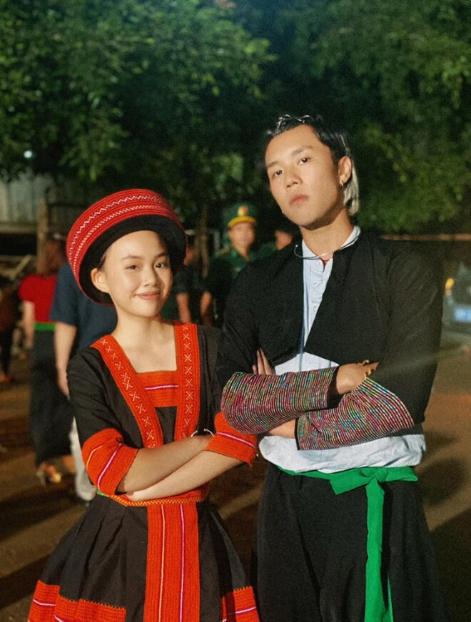 2 thiếu nữ dân tộc chung cảnh bị con trai vân dung ép cưới hóa ra 1 người là con gái hồng diễm - 9