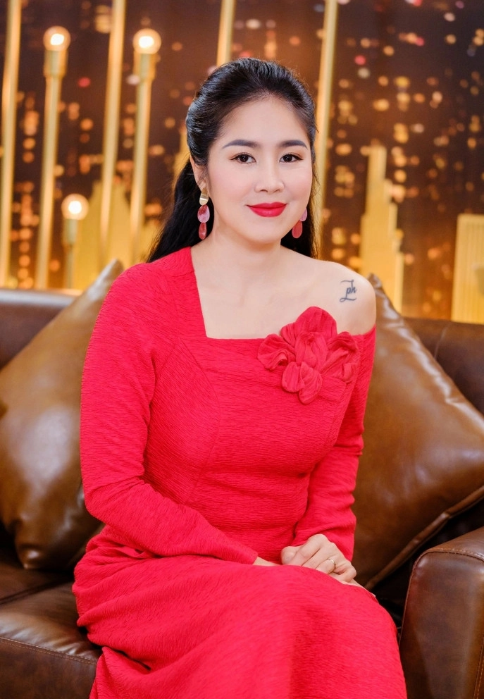 3 diễn viên tài sắc giỏi giang quê trà vinh có người lấy chồng kém 11 tuổi - 6