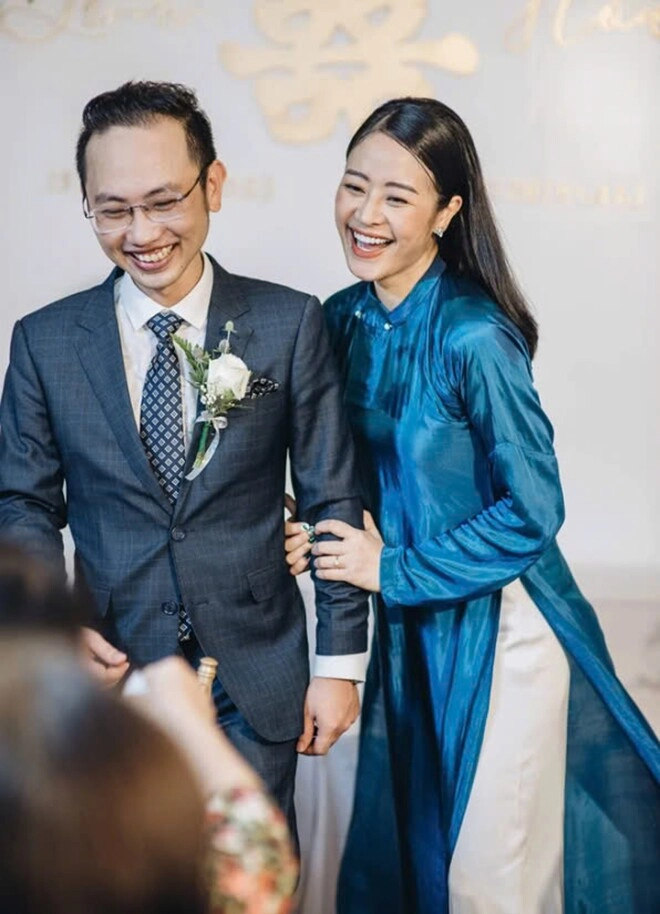 4 mc cùng tên linh người có bố là nguyên thứ trưởng người lấy quý ông quyền lực của vtv - 1