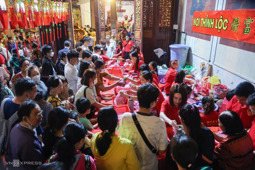 5 chùa người hoa ở tp hcm hút khách tháng giêng - 3