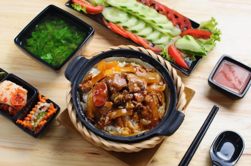 5 đặc sản cơm ba miền nhất định phải thử có món lọt top ngon kỷ lục châu á biết cách ăn mới chuẩn vị - 4