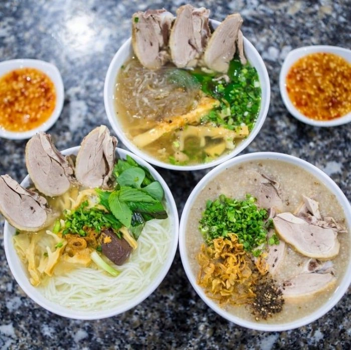 5 địa chỉ dành cho tín đồ cháo vịt ở sài gòn nguyên liệu chuẩn vịt quê quán vỉa hè chất lượng nhà hàng - 3