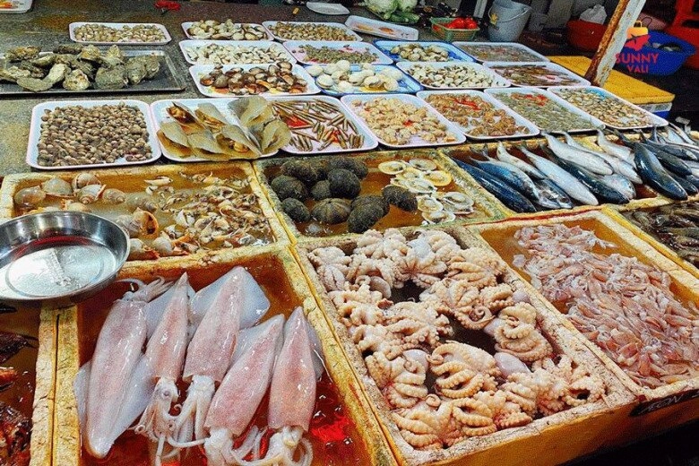 5 khu chợ hải sản sầm uất bậc nhất phú quốc đảm bảo đồ vừa tươi ngon mà giá thì siêu rẻ - 2