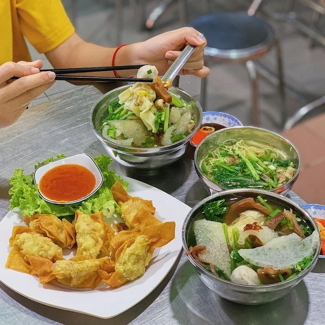 5 khu phố ẩm thực ngon nổi tiếng sài gòn món gì cũng bán có nơi chật hẹp chỉ toàn xe đẩy mà khách nườm nượp - 5