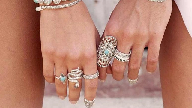 5 mẹo sử dụng kem chống nắng hết hạn giúp chị em tiết kiệm cả đống tiền nhiều người tiếc vì không biết sớm hơn - 1