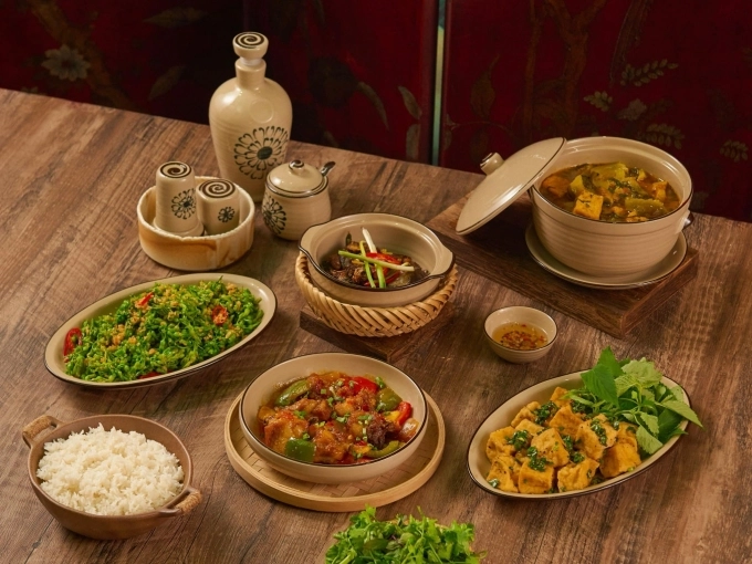 5 nhà hàng hà nội giá phải chăng lần đầu xuất hiện ở michelin - 1