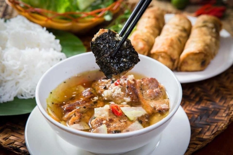5 quán bún chả nổi tiếng nhất hà nội đắt xắt ra miếng 100000 đồngsuất vẫn đông nườm nượp - 4